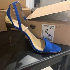 Zara 💙 size 8 like new